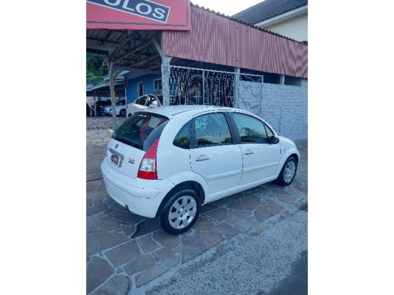 CITROËN - C3 - 2012/2012 - Branca - R$ 34.900,00