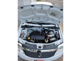 RENAULT - LOGAN - 2011/2012 - Branca - R$ 24.900,00
