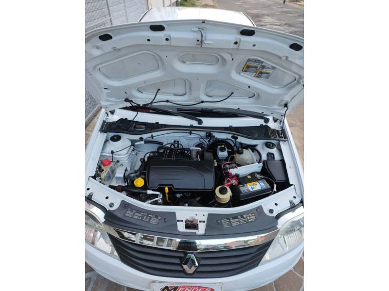 RENAULT - LOGAN - 2011/2012 - Branca - R$ 24.900,00