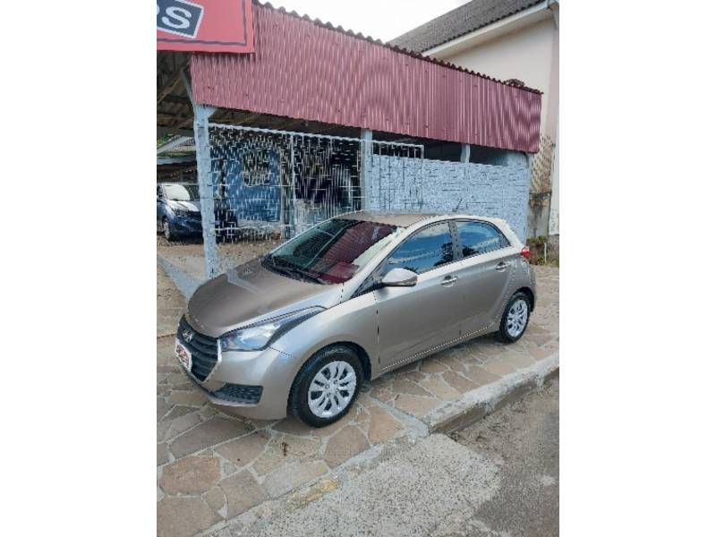 HYUNDAI - HB20 - 2016/2016 - Prata - R$ 59.900,00