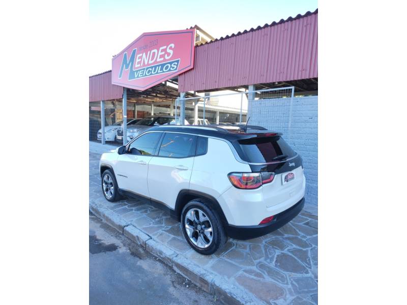 JEEP - COMPASS - 2017/2018 - Branca - R$ 102.900,00