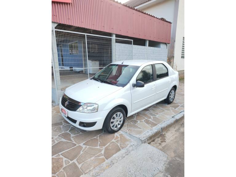 RENAULT - LOGAN - 2011/2012 - Branca - R$ 24.900,00