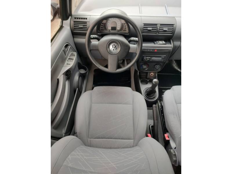 VOLKSWAGEN - SPACEFOX - 2009/2010 - Branca - R$ 35.900,00