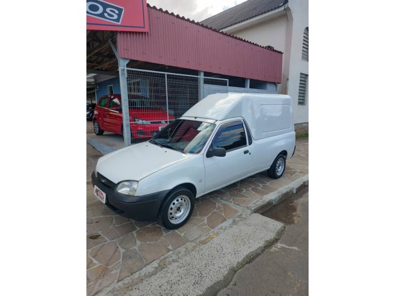FORD - COURIER - 2008/2008 - Branca - R$ 34.900,00