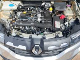 RENAULT - KWID - 2022/2023 - Prata - R$ 56.900,00