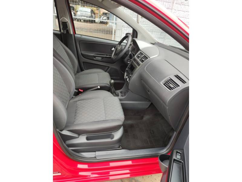 VOLKSWAGEN - FOX - 2017/2017 - Vermelha - R$ 54.900,00