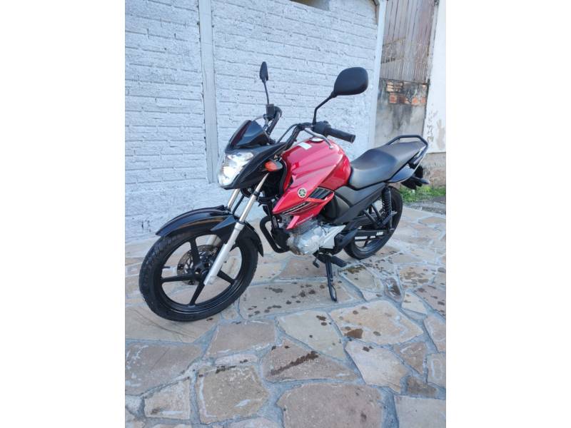 YAMAHA - FAZER - 2015/2015 - Vermelha - R$ 12.500,00
