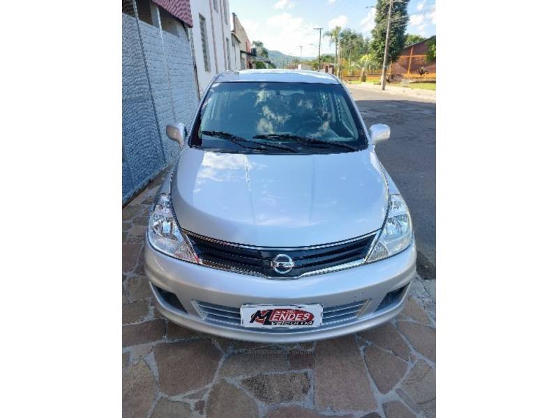 NISSAN - TIIDA - 2012/2014 - Prata - R$ 41.900,00