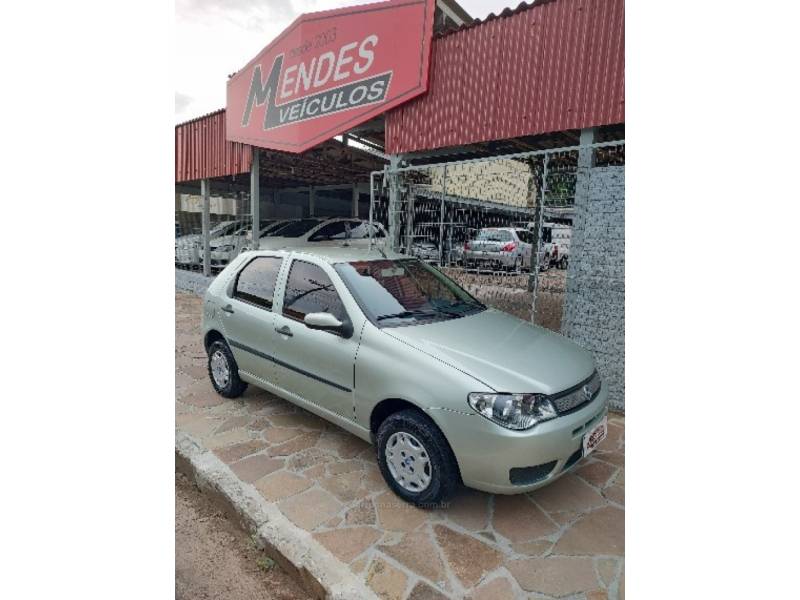FIAT - PALIO - 2006/2007 - Verde - R$ 20.900,00