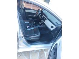 TOYOTA - COROLLA - 2017/2017 - Prata - R$ 85.900,00