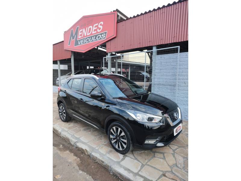NISSAN - KICKS - 2018/2019 - Preta - R$ 89.900,00