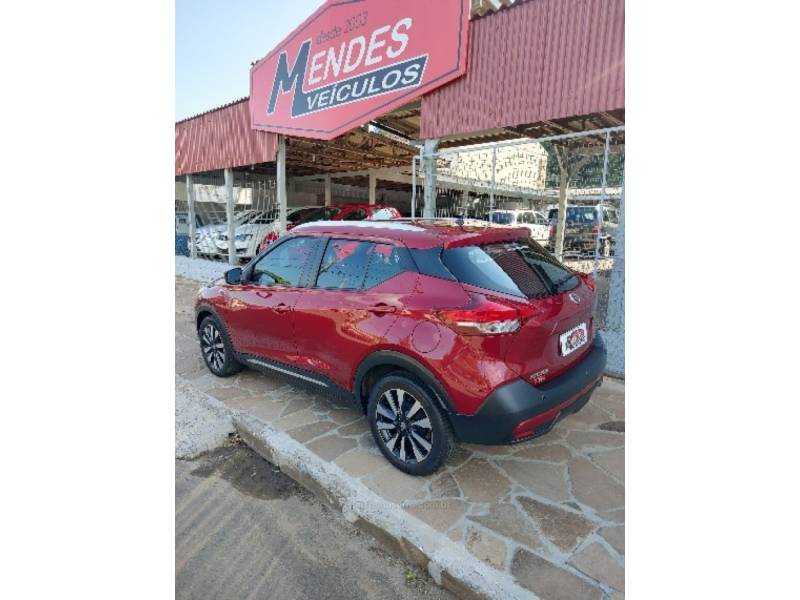 NISSAN - KICKS - 2018/2019 - Vermelha - R$ 87.900,00