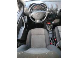 RENAULT - LOGAN - 2011/2012 - Branca - R$ 24.900,00