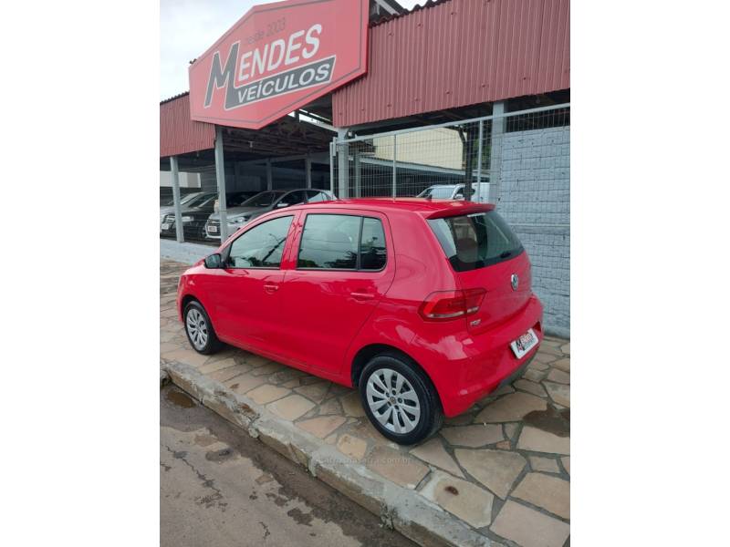 VOLKSWAGEN - FOX - 2017/2017 - Vermelha - R$ 54.900,00