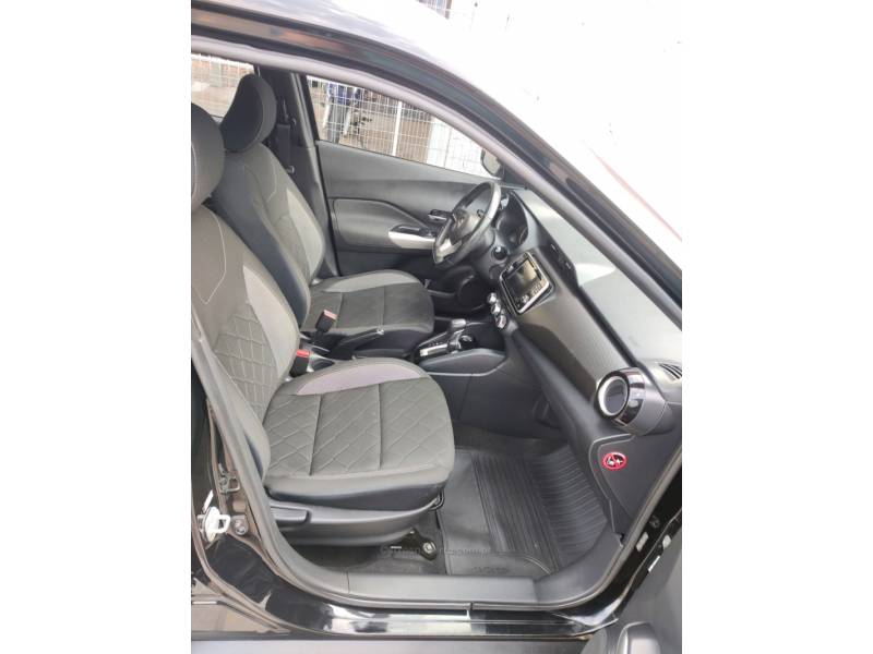 NISSAN - KICKS - 2018/2019 - Preta - R$ 89.900,00