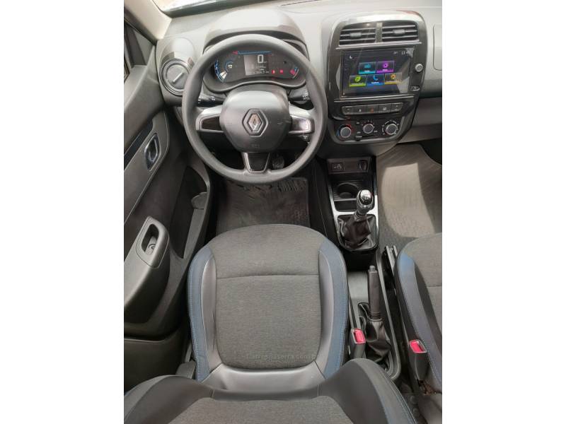 RENAULT - KWID - 2022/2023 - Prata - R$ 56.900,00