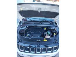 JEEP - COMPASS - 2017/2018 - Branca - R$ 102.900,00