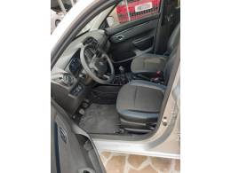 RENAULT - KWID - 2022/2023 - Prata - R$ 56.900,00