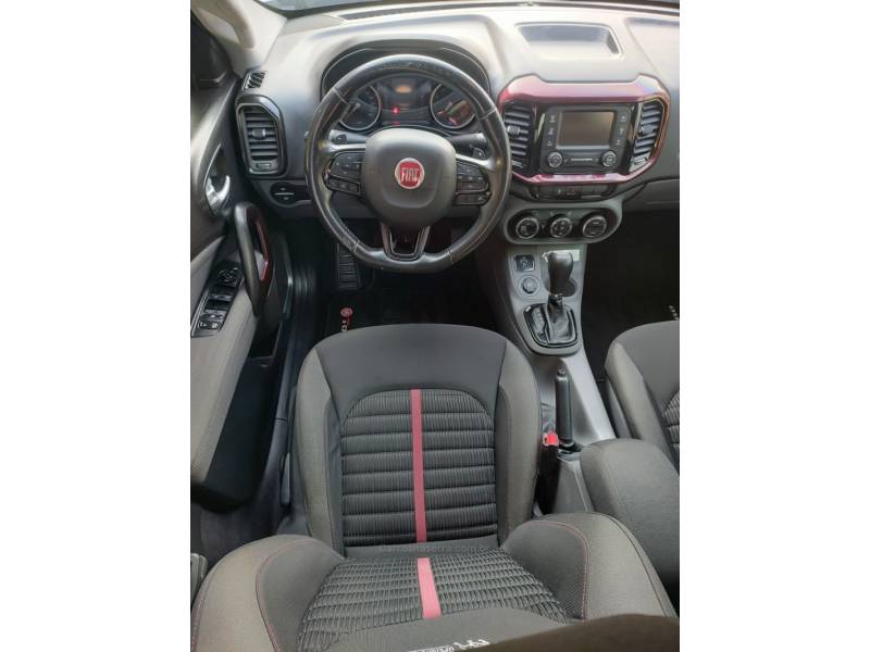 FIAT - TORO - 2016/2017 - Prata - R$ 87.900,00