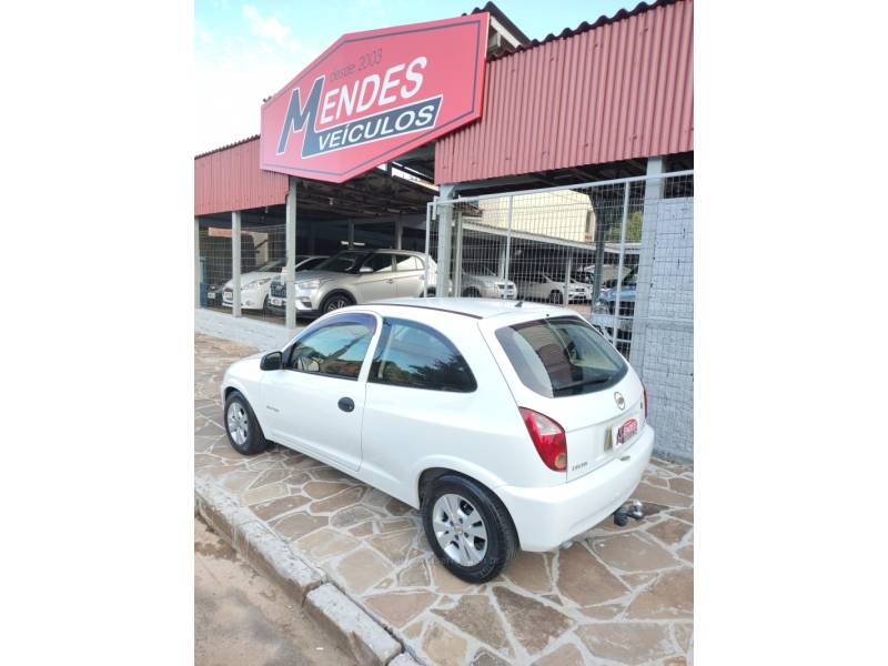 CHEVROLET - CELTA - 2007/2008 - Branca - R$ 18.900,00