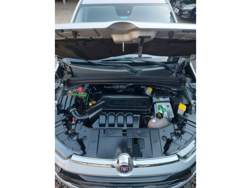 FIAT - TORO - 2016/2017 - Prata - R$ 87.900,00