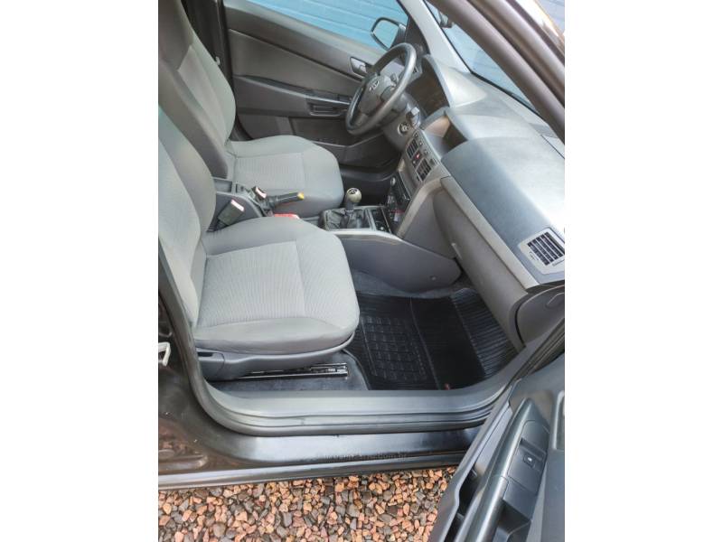 CHEVROLET - VECTRA - 2008/2009 - Preta - R$ 35.900,00