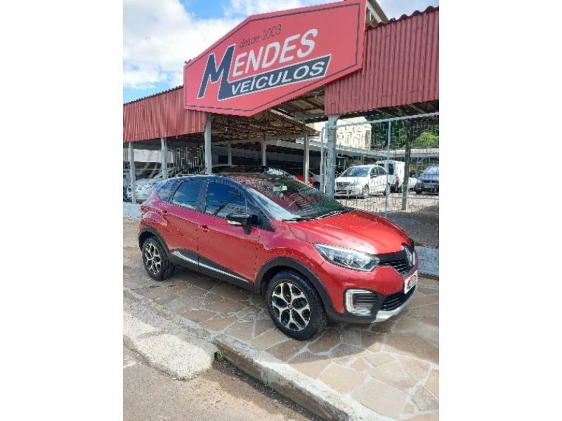 RENAULT - CAPTUR - 2016/2017 - Vermelha - R$ 67.900,00