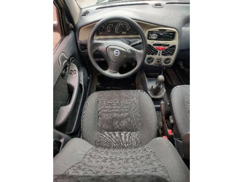 FIAT - PALIO - 2006/2007 - Verde - R$ 20.900,00