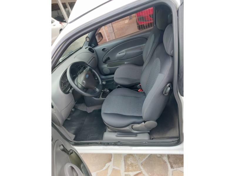 FORD - COURIER - 2008/2008 - Branca - R$ 34.900,00