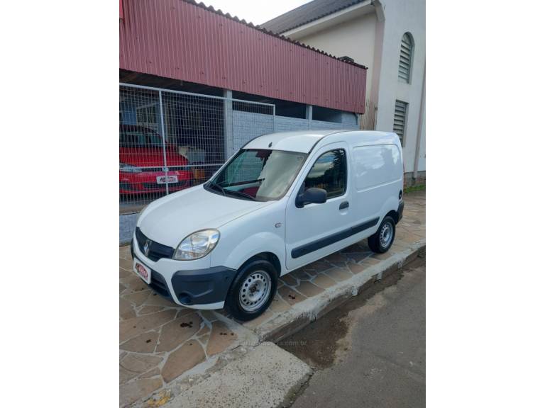 RENAULT - KANGOO - 2017/2018 - Branca - R$ 62.900,00