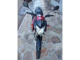 YAMAHA - FAZER - 2015/2015 - Vermelha - R$ 12.500,00