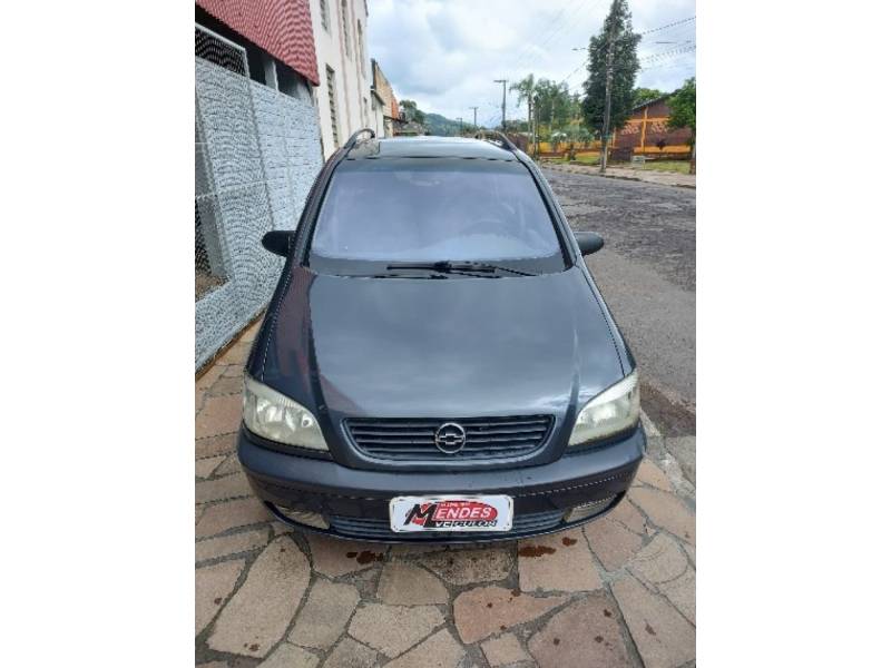CHEVROLET - ZAFIRA - 2002/2002 - Cinza - R$ 17.900,00